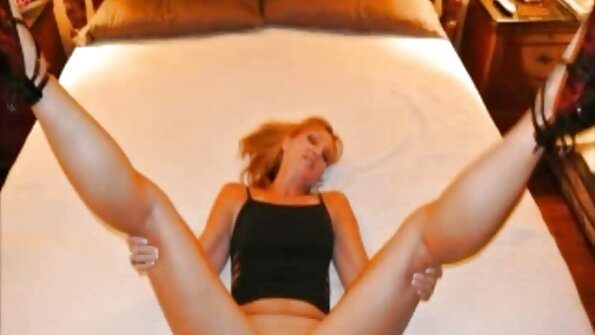 Badespaß mit der erotik reife damen brutzelnden Lisa Ann
